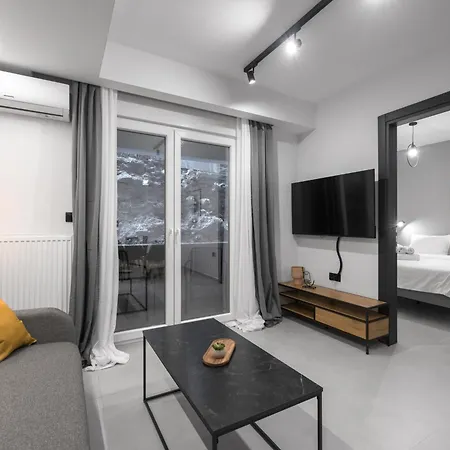דירה Room8 סלוניקי