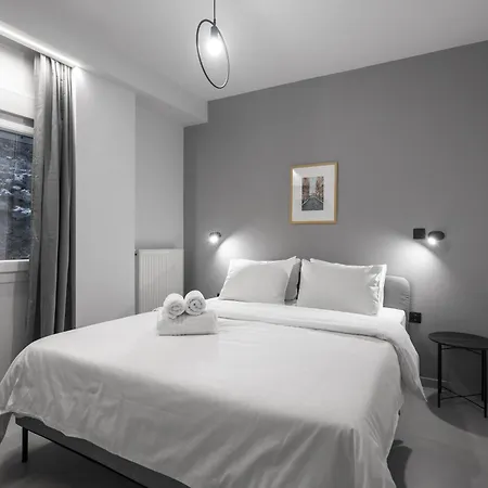 דירה Room8 סלוניקי