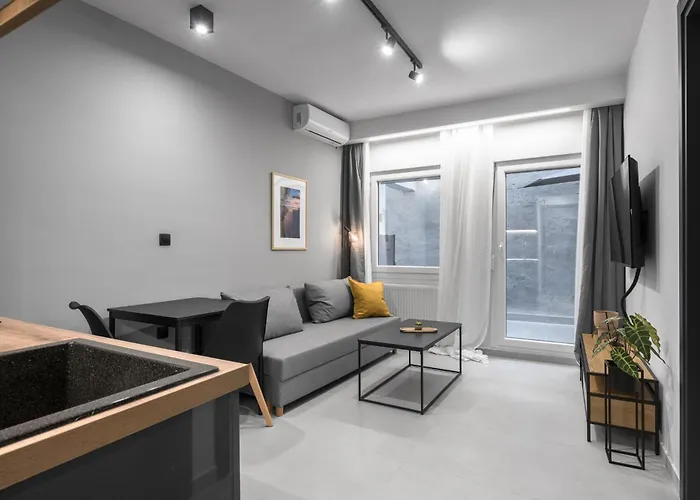 Apartment Room8 *