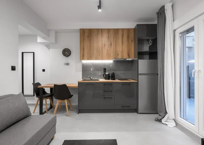 Apartment Room8