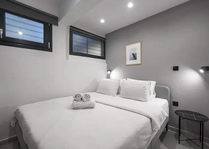 Room8 Apartment