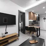דירה Room8 סלוניקי
