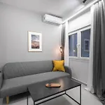 Room8 דירה סלוניקי