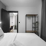Room8 דירה סלוניקי