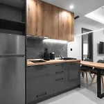 דירה Room8