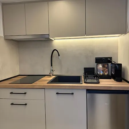 Room8 Apartmán