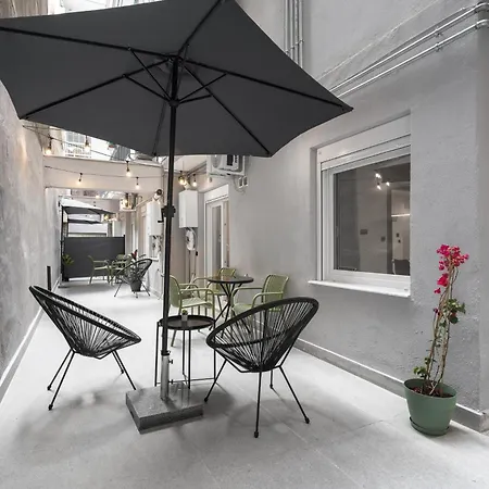 Room8 Apartman *
